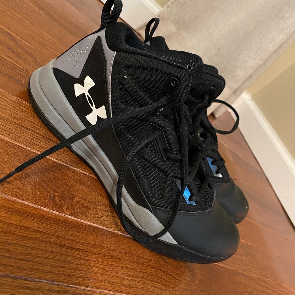 Boys Basketball Shoes